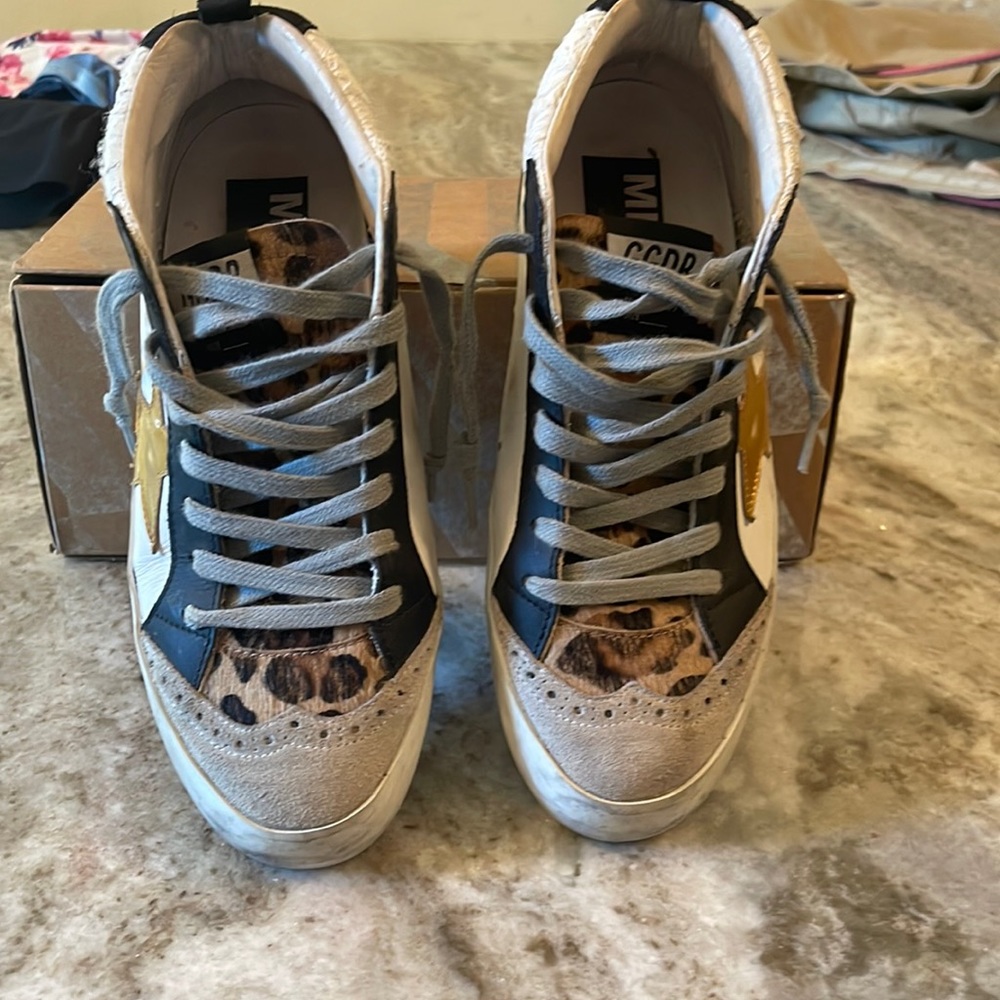 Golden Goose mid star, leather leopard sneaker w gold star, size 37, with box